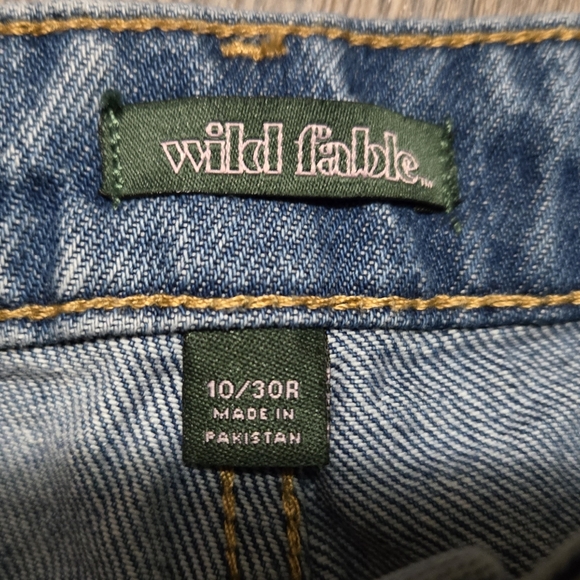 Wild Fable, Women's size 10/30, Jean Shorts, Happy, Perfect Shape - Picture 2 of 5